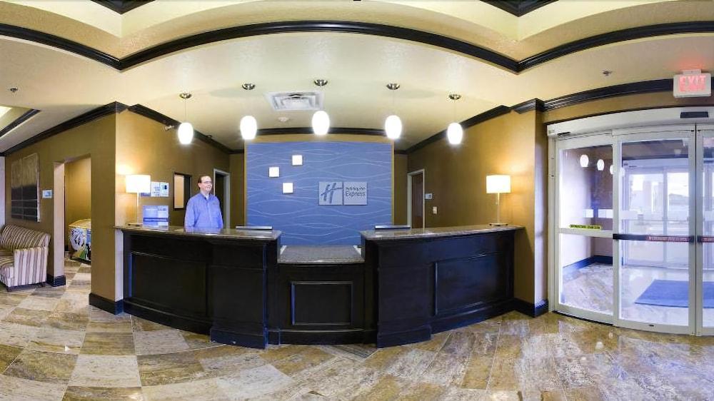 Holiday Inn Express Mccomb By Ihg Extérieur photo
