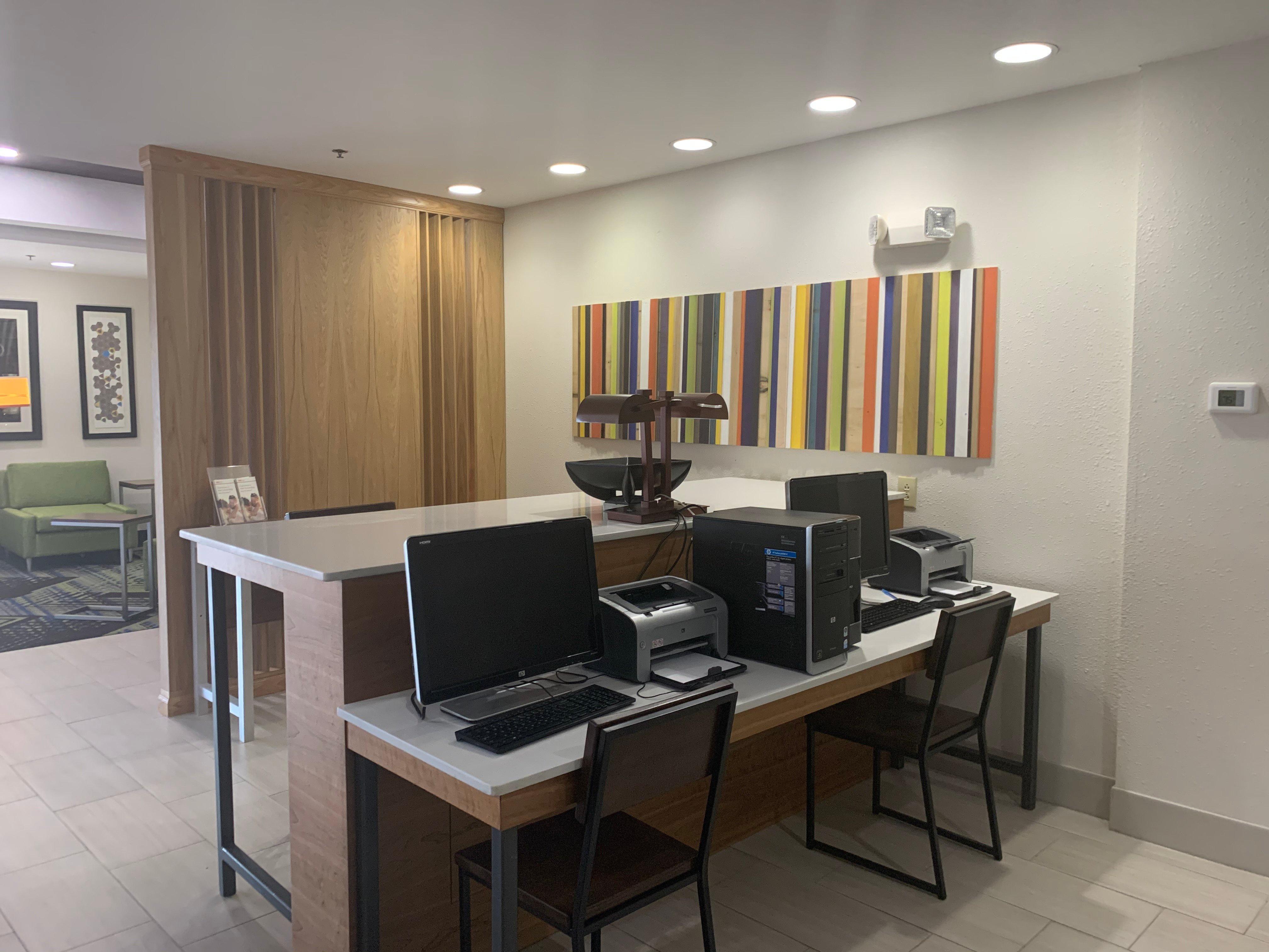 Holiday Inn Express Mccomb By Ihg Extérieur photo